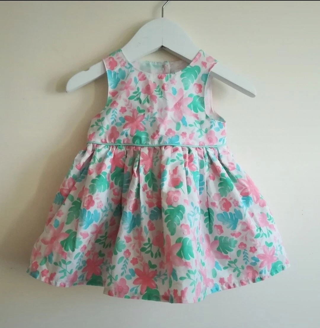 Girls dress