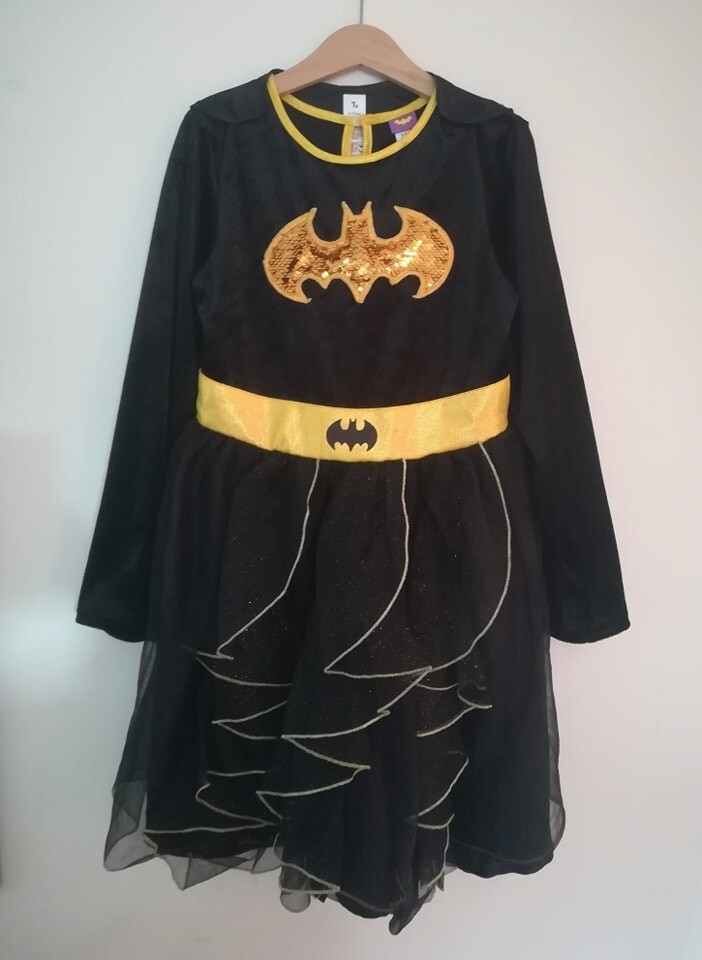 Girls costume