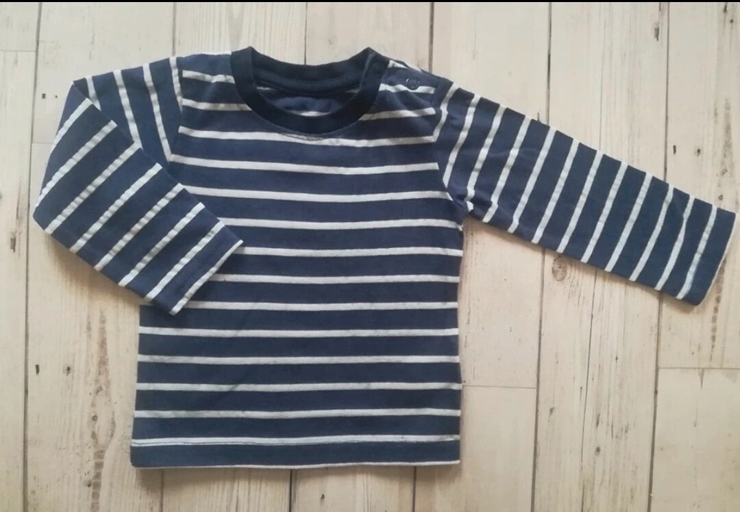 Boys long sleeved top