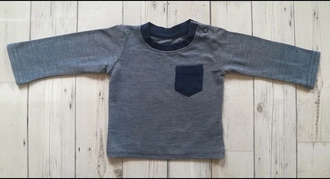 Boys long sleeved top