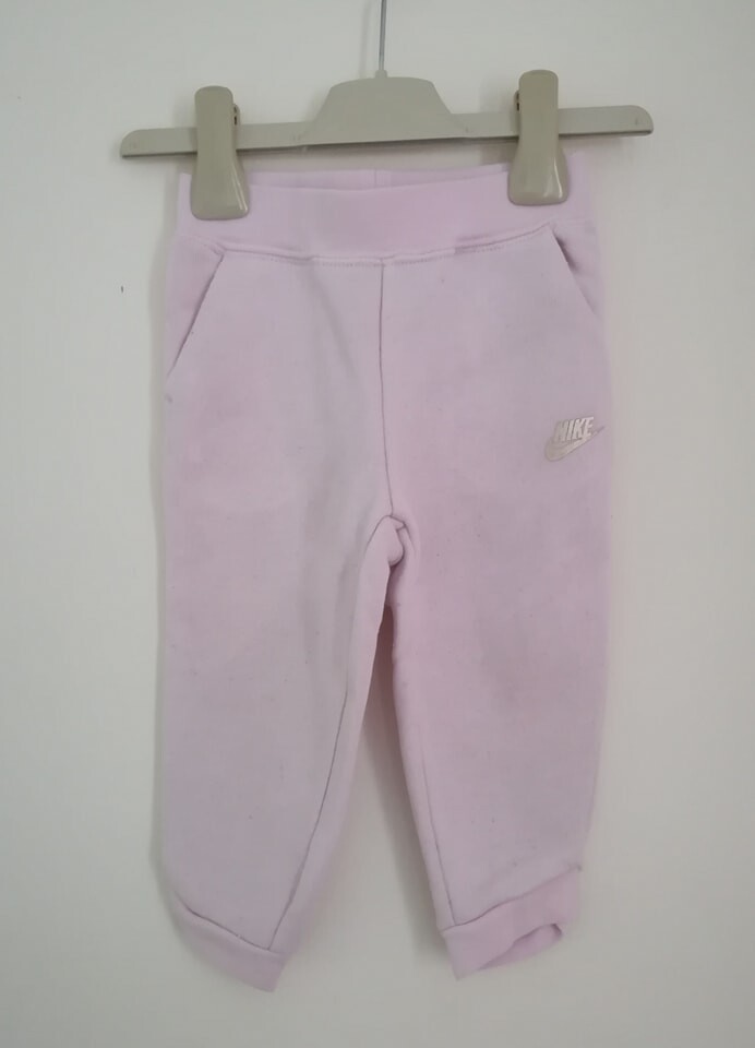 Girls joggers (Nike)