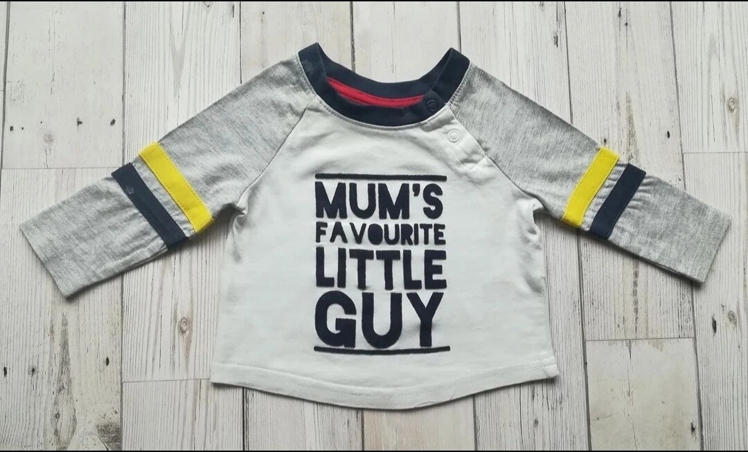 Boys long sleeved top