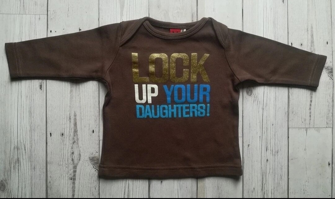 Boys long sleeved top