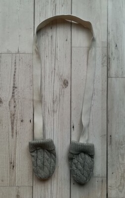Mitts