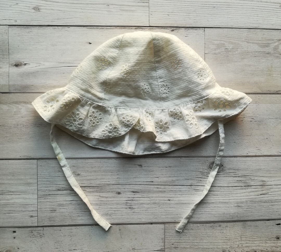 Girls sun hat (H&amp;M)