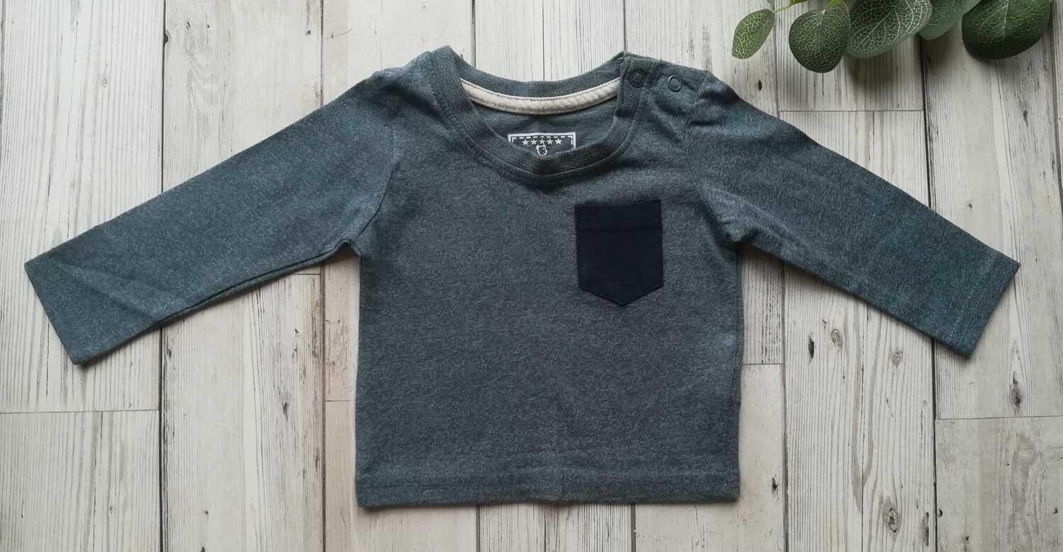 Boys long sleeved top