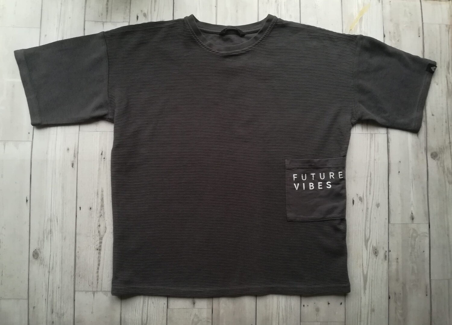 Boys top