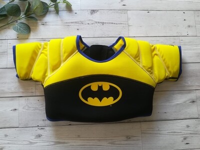 Boys swim body float (ZOGGS)