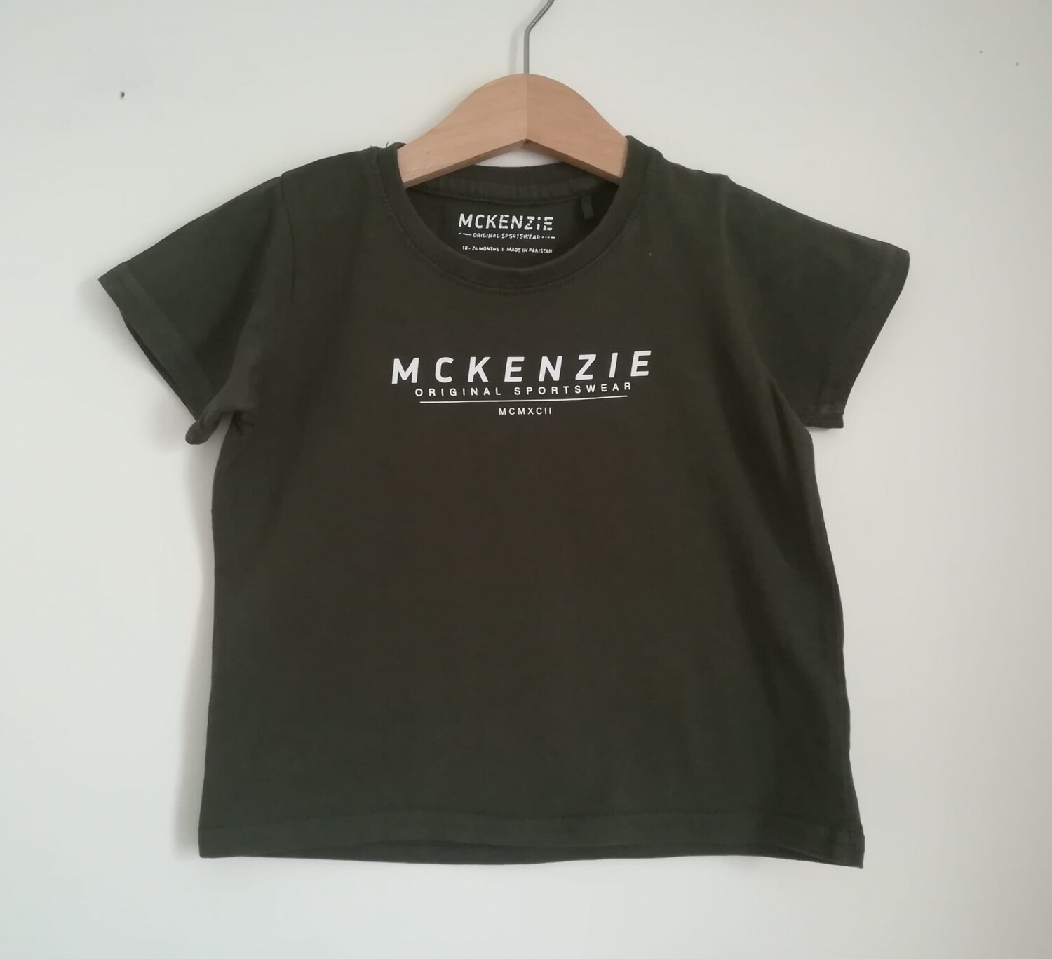 Girls tshirt (Mckenzie)