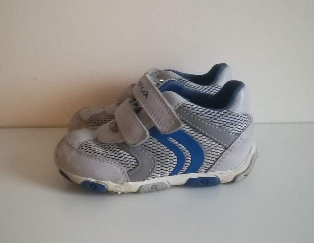 Boys trainers