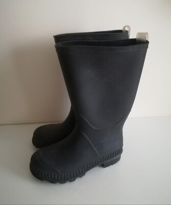 Boys wellies