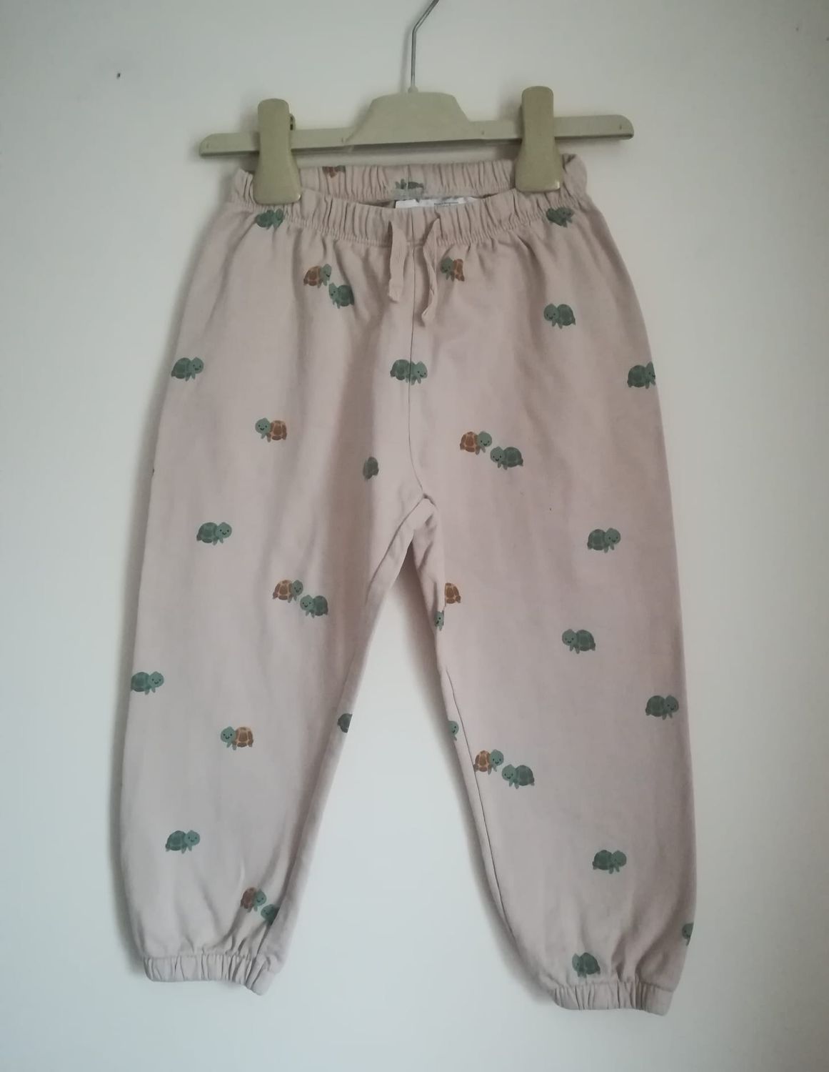 Girls joggers from H&amp;M