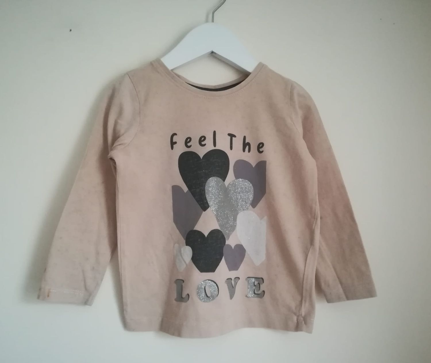Girls long sleeved top
