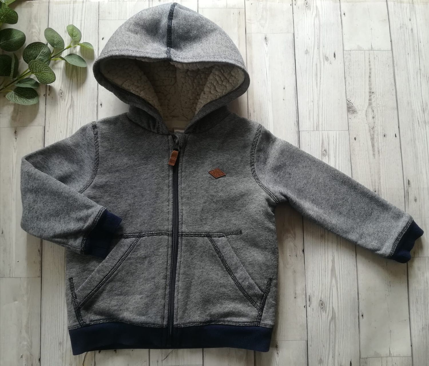 Boys zip up hoodie