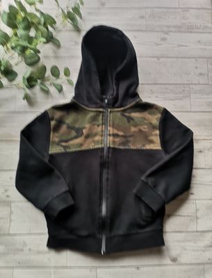 Boys zip up hoodie