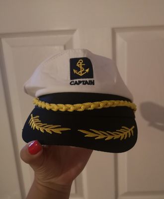 Captains hat