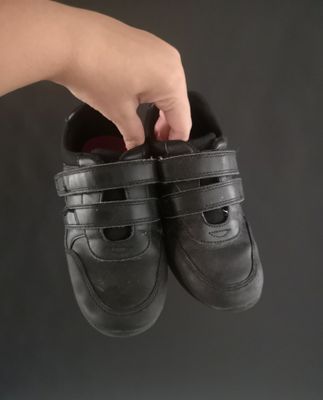 Boys school shoes (Toe Zone)