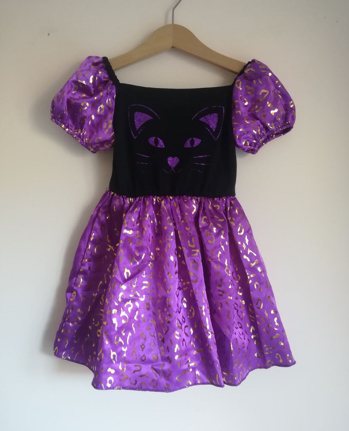 Girls costume