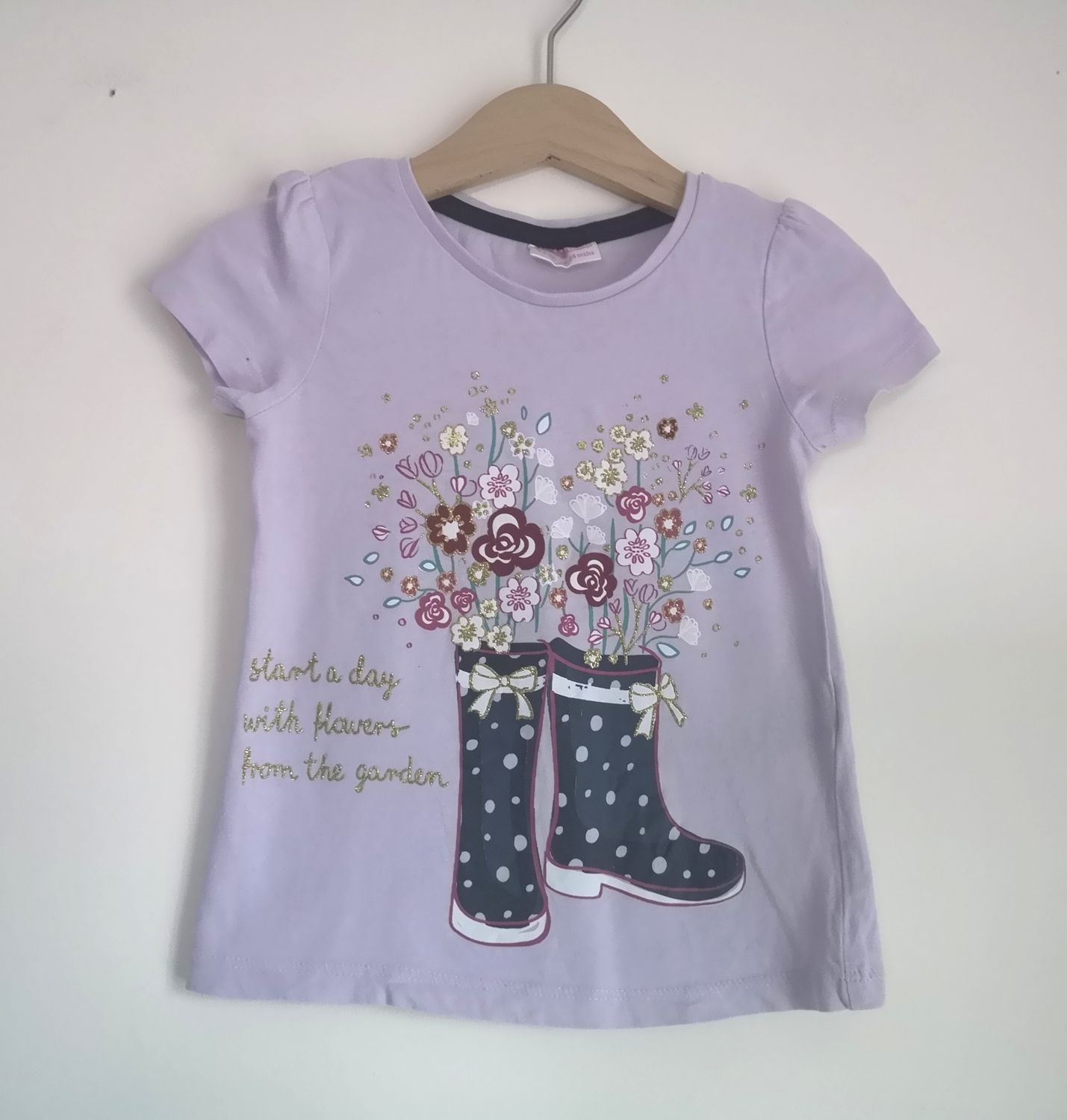 Girls tshirt