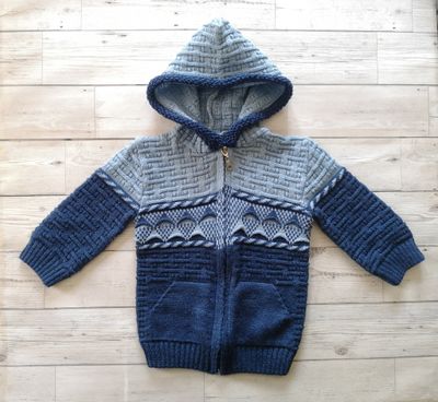 Boys zip up hoodie