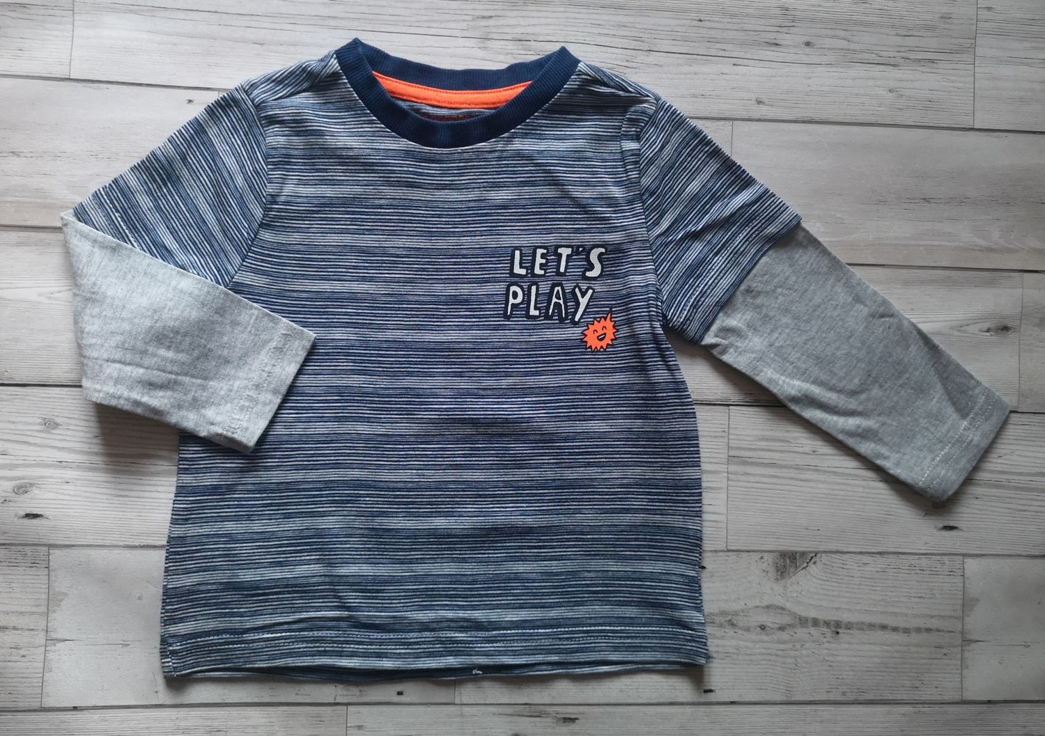 Boys long sleeved top