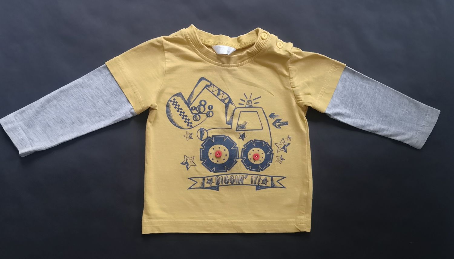 Boys long sleeved top