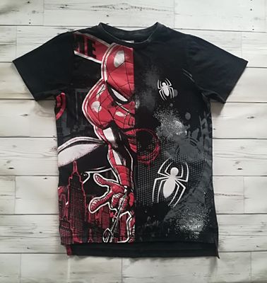 Boys tshirt (spiderman)