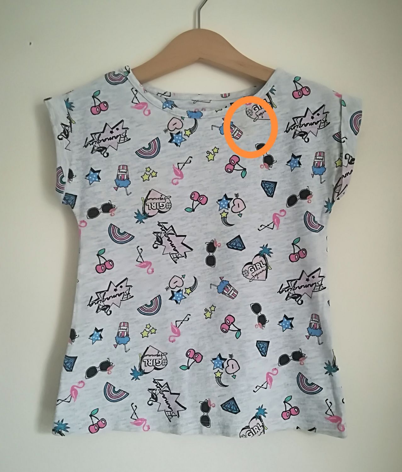 Girls tshirt