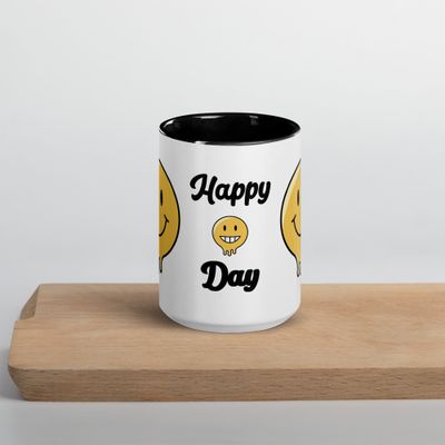 Tasse mit farbiger Innenseite