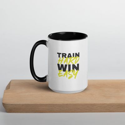 Tasse mit farbiger Innenseite