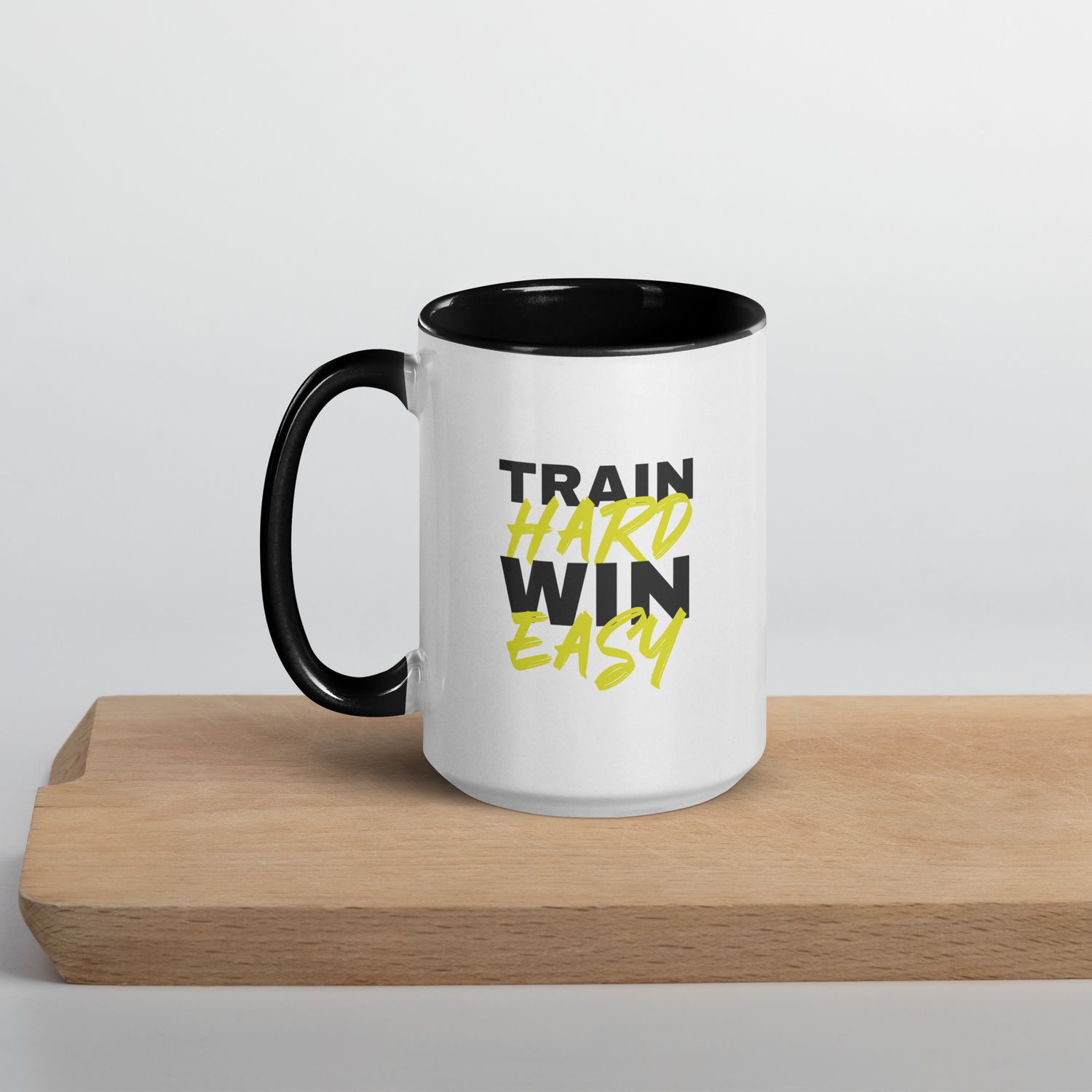 Tasse mit farbiger Innenseite