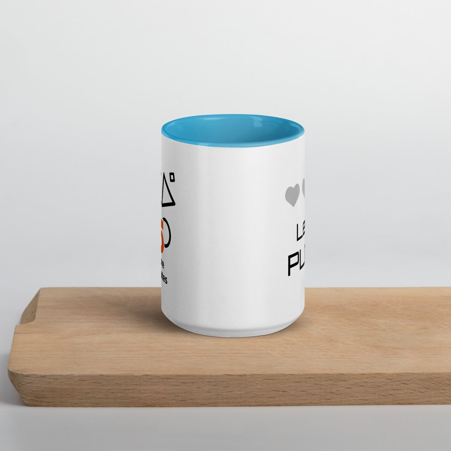 Tasse mit farbiger Innenseite