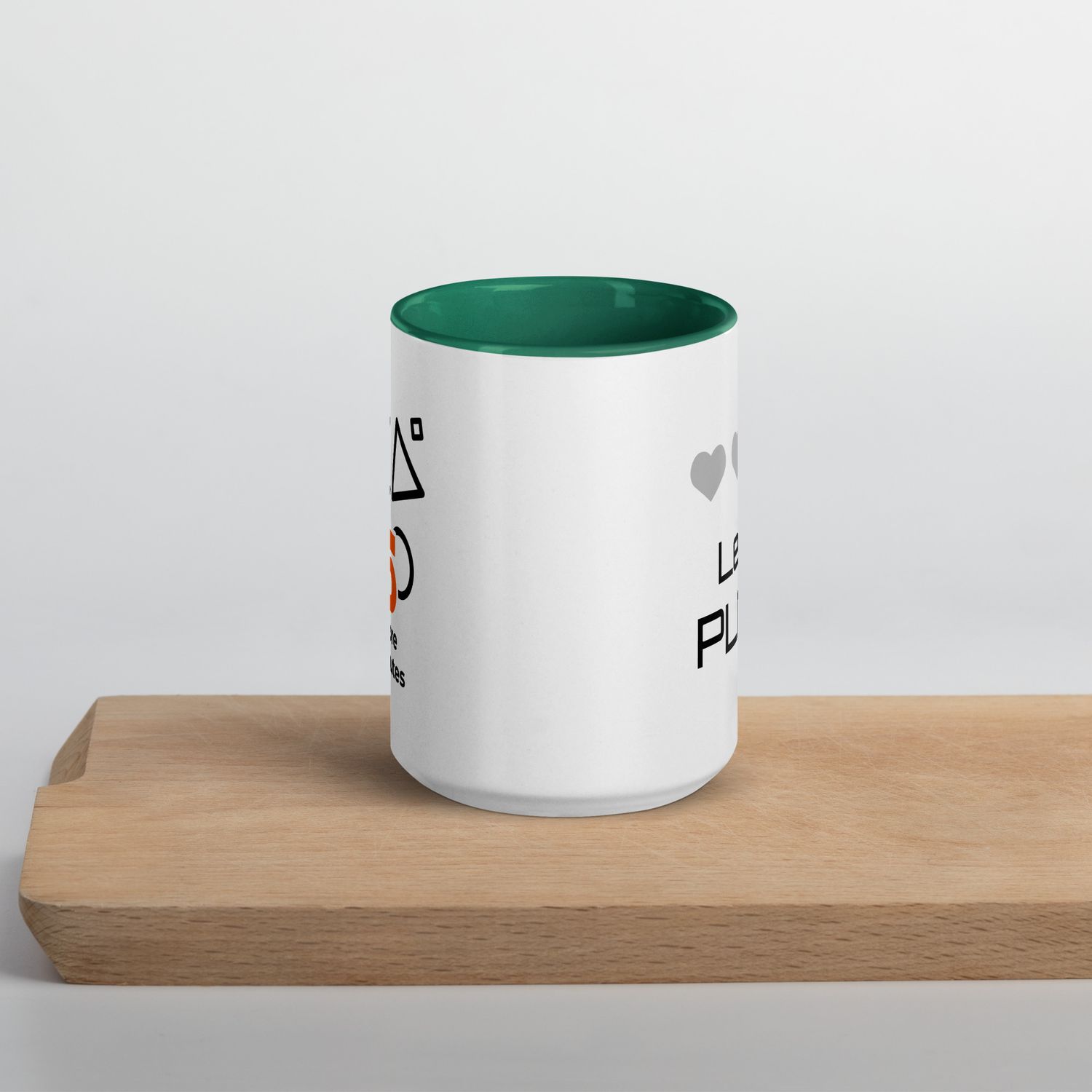 Tasse mit farbiger Innenseite