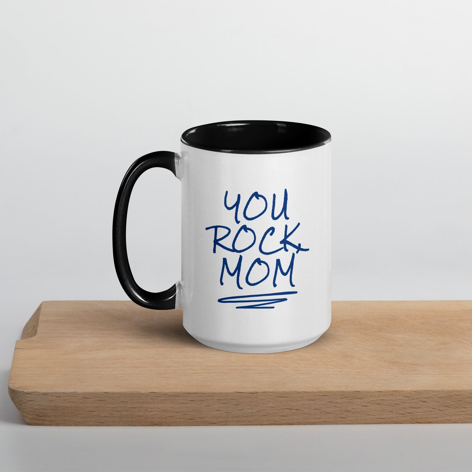 Tasse mit farbiger Innenseite