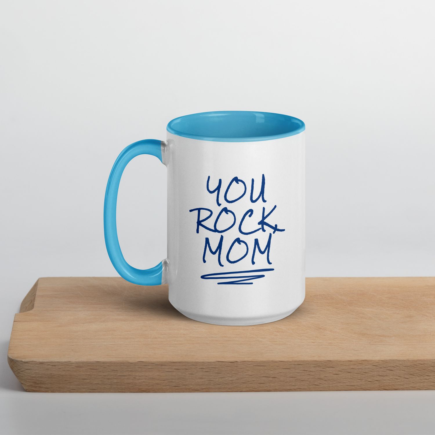 Tasse mit farbiger Innenseite