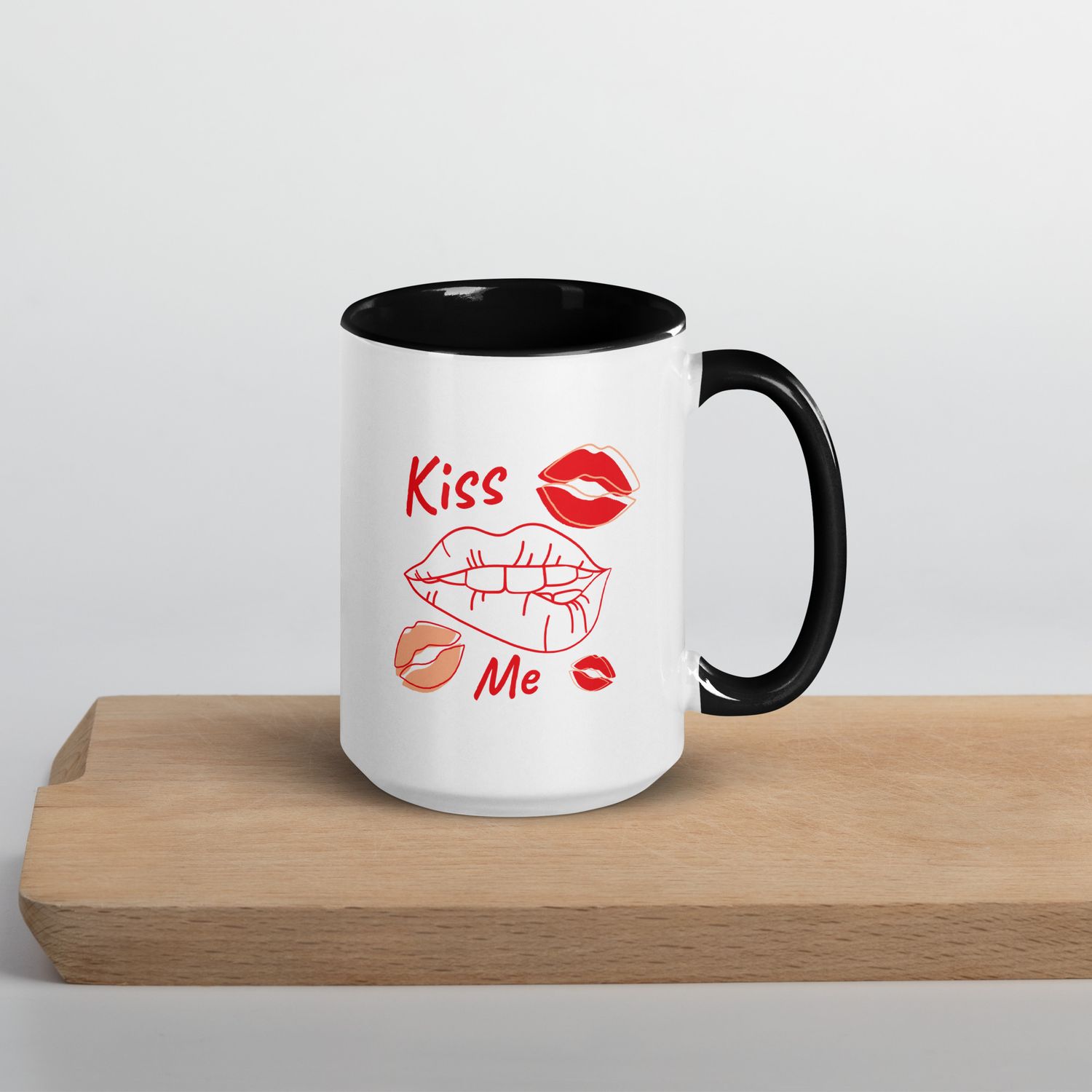 Tasse mit farbiger Innenseite