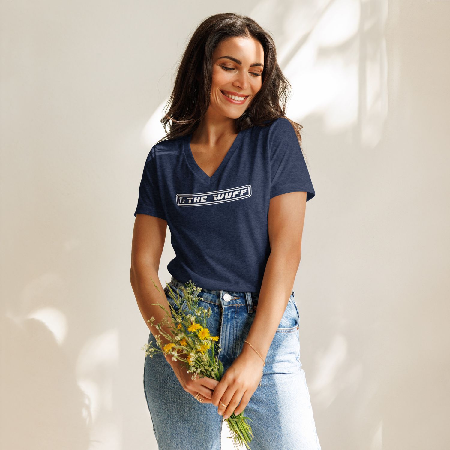 Lockeres Damen T-Shirt mit V-Ausschnitt