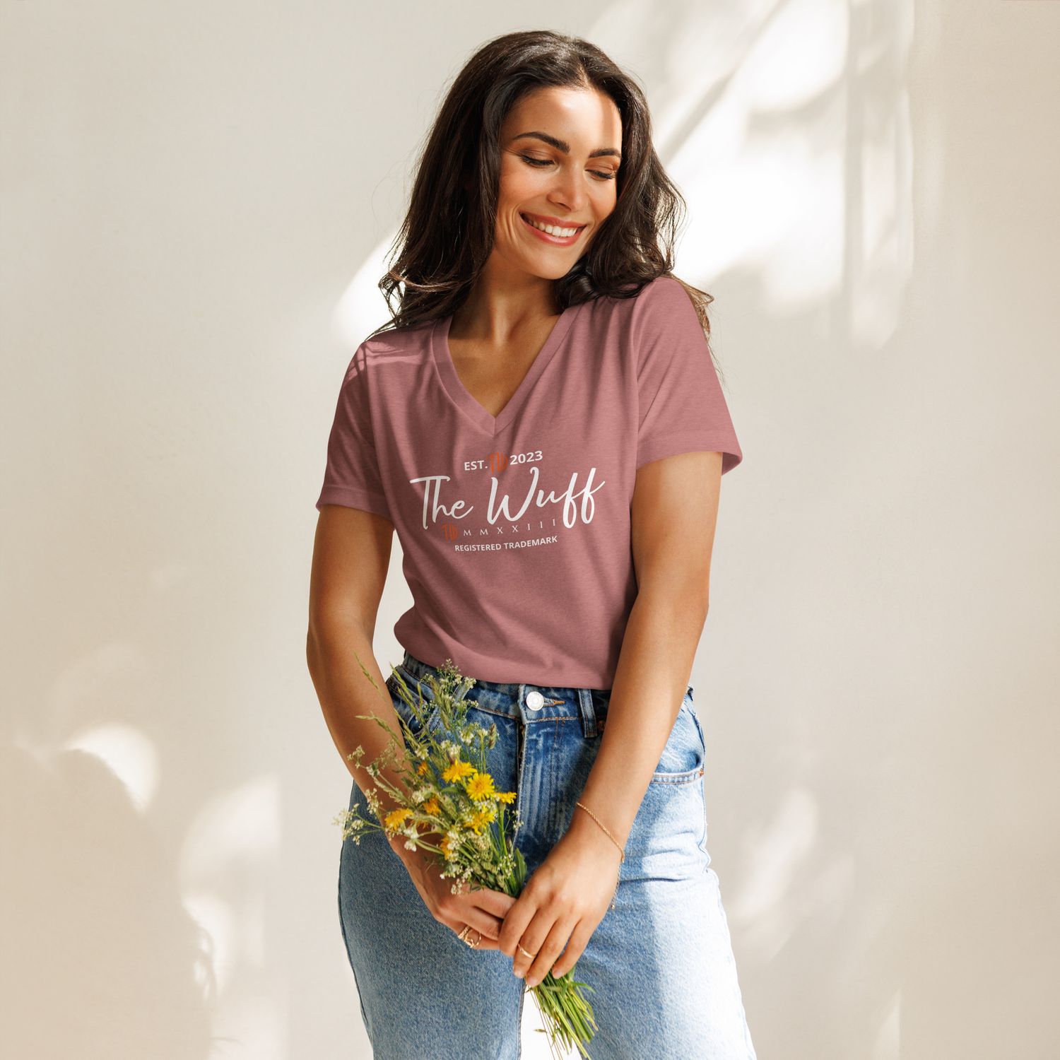 Lockeres Damen T-Shirt mit V-Ausschnitt