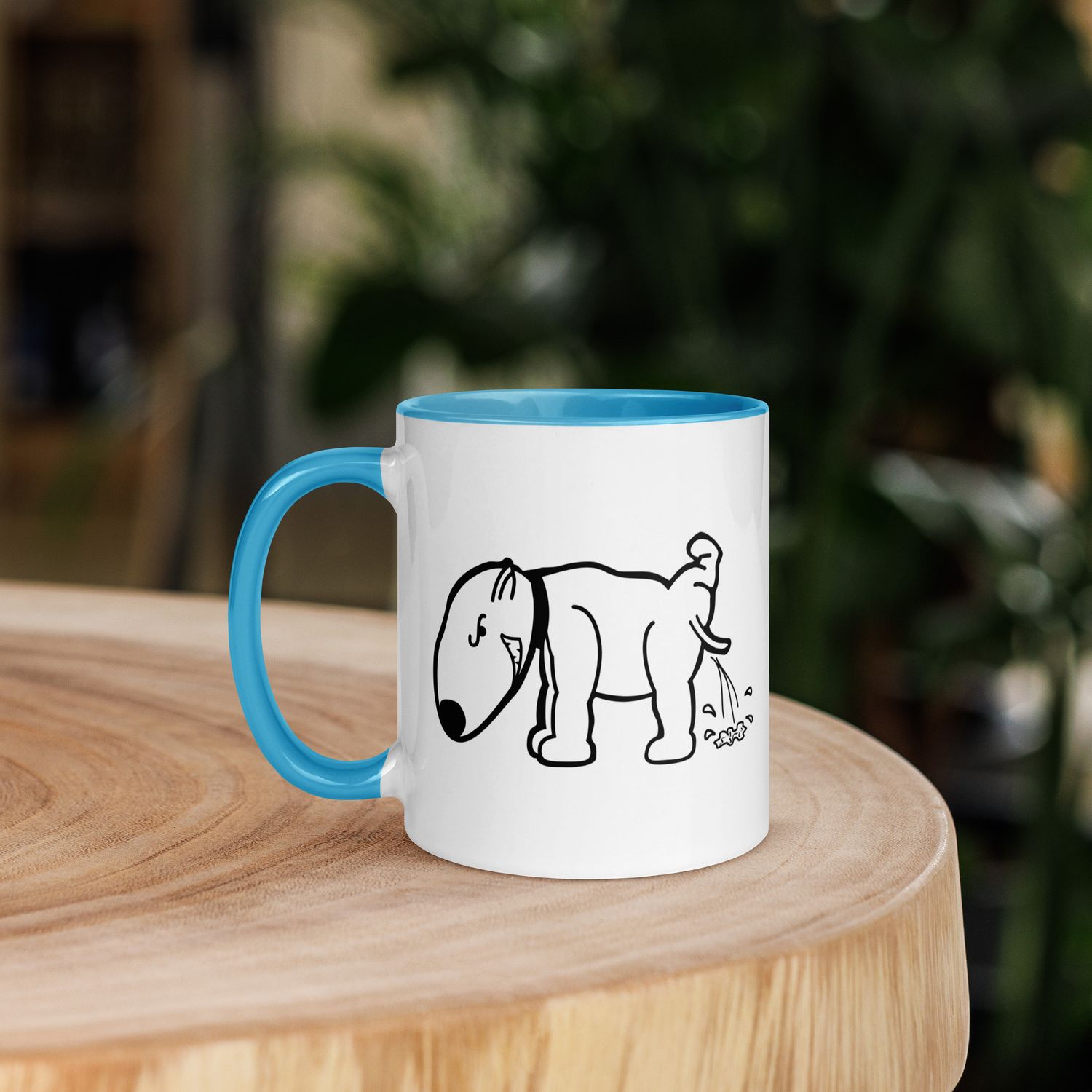 Tasse mit farbiger Innenseite