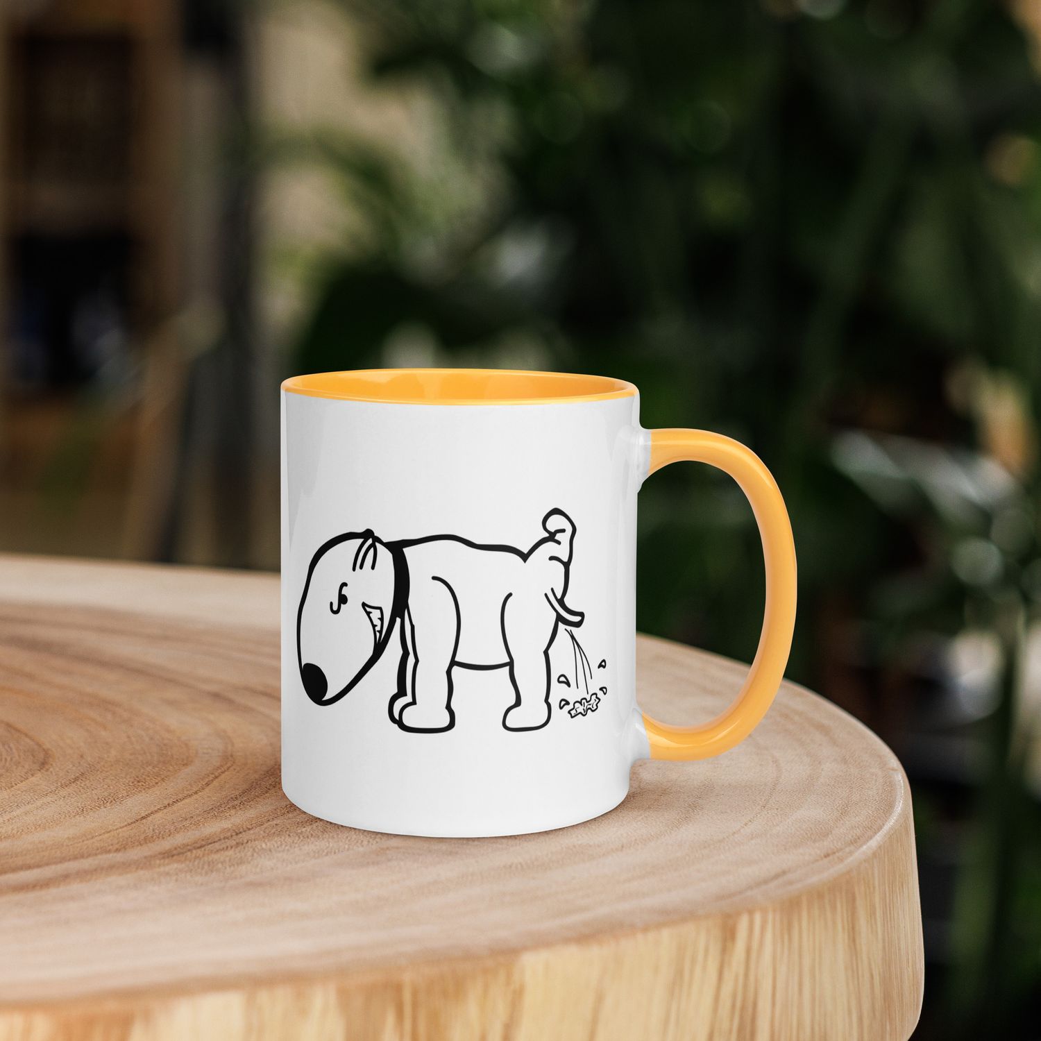 Tasse mit farbiger Innenseite
