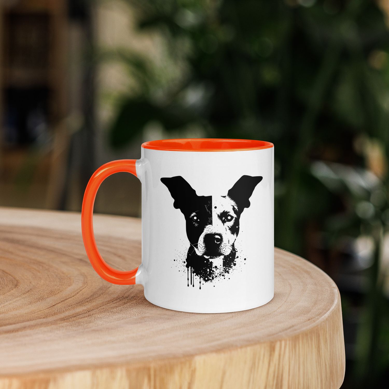 Tasse mit farbiger Innenseite