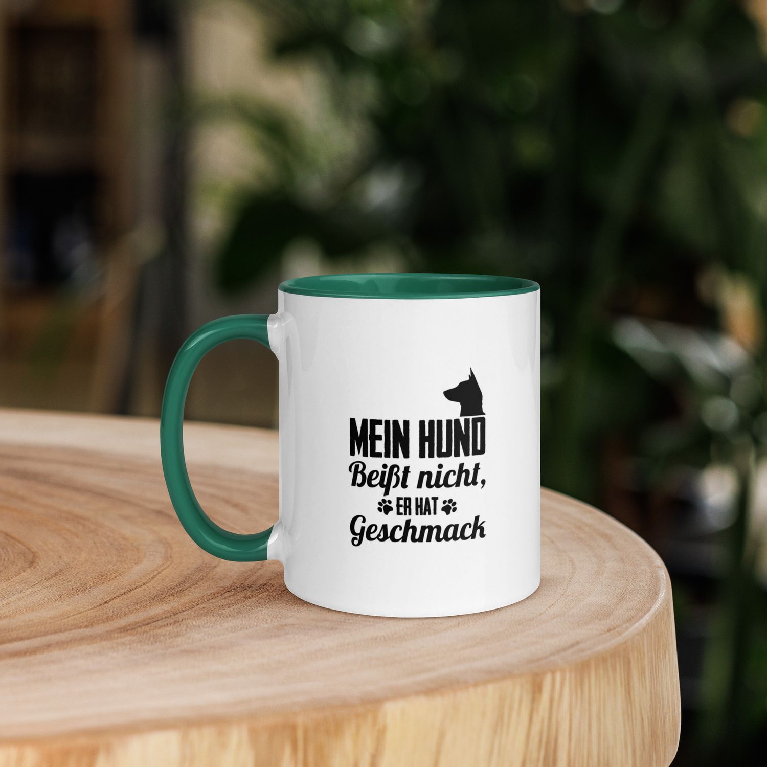 Tasse mit farbiger Innenseite