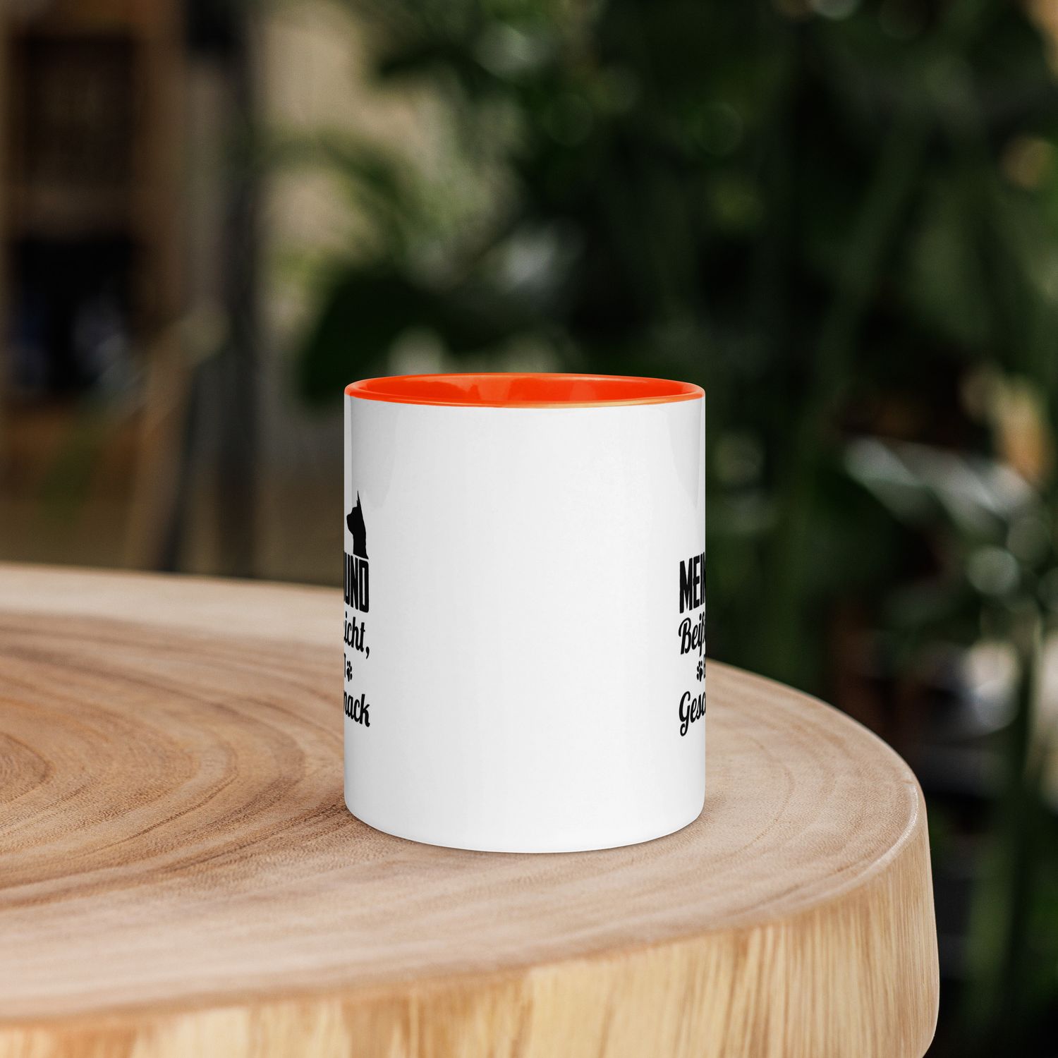 Tasse mit farbiger Innenseite