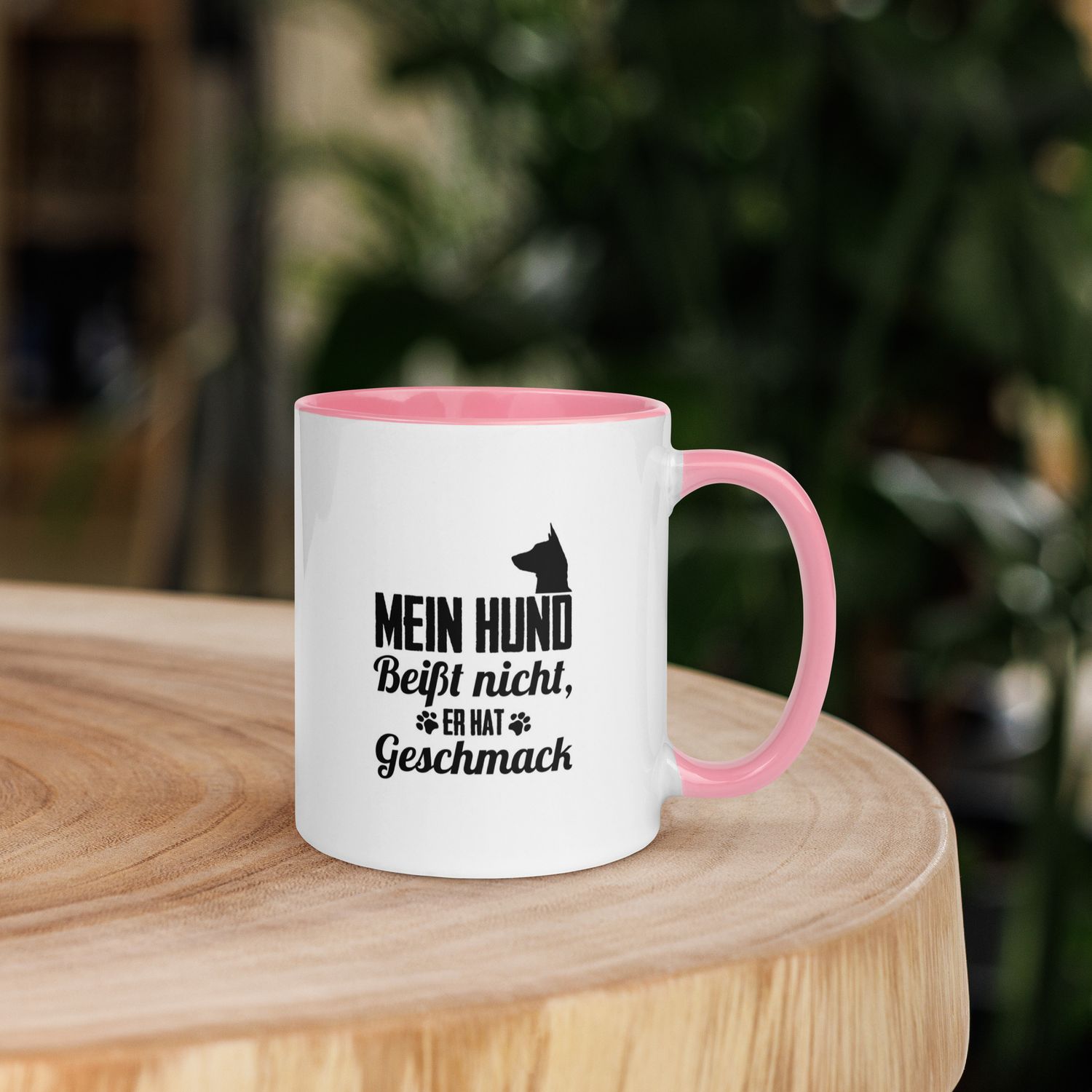 Tasse mit farbiger Innenseite