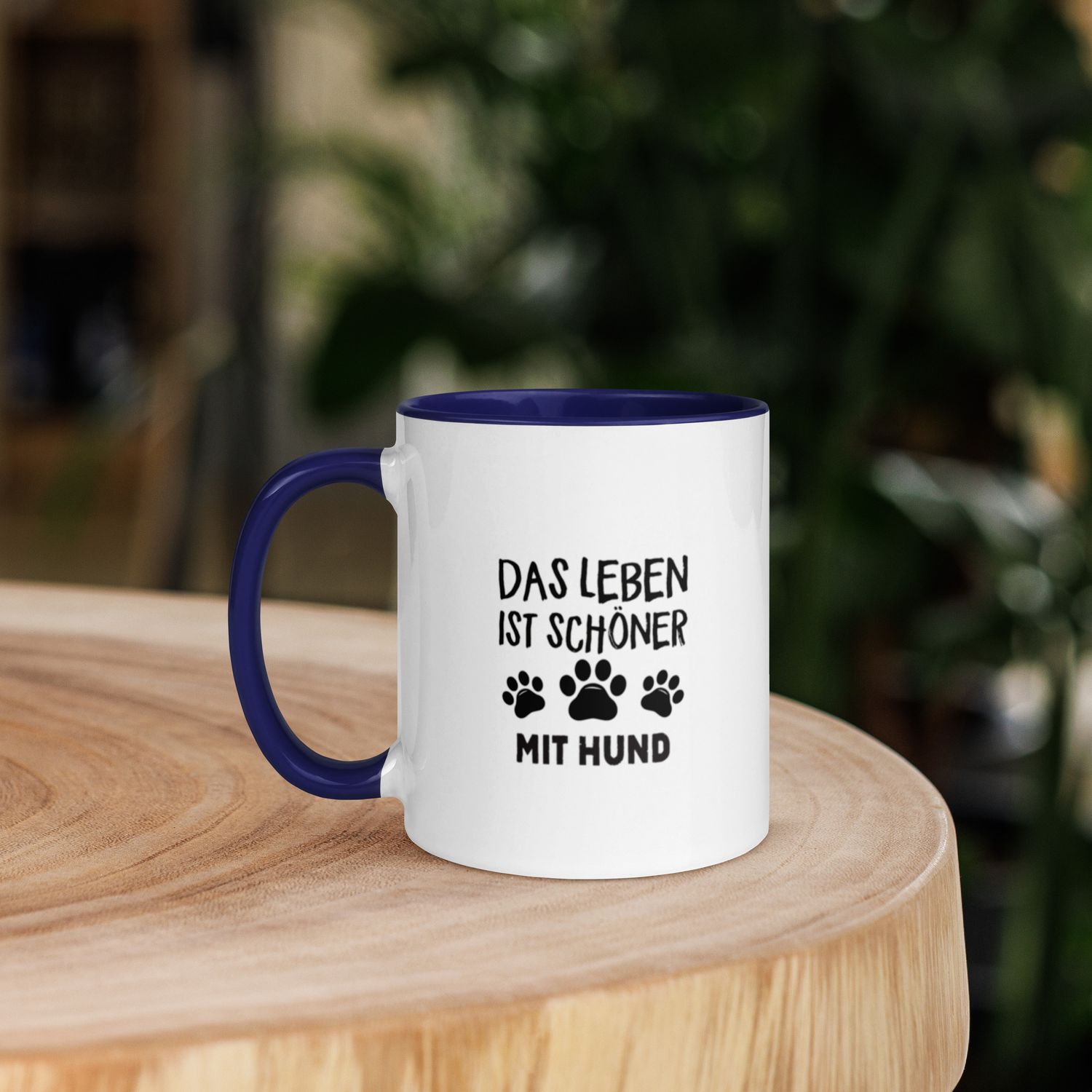 Tasse mit farbiger Innenseite