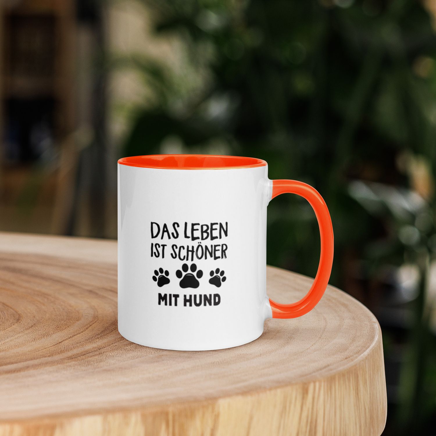 Tasse mit farbiger Innenseite