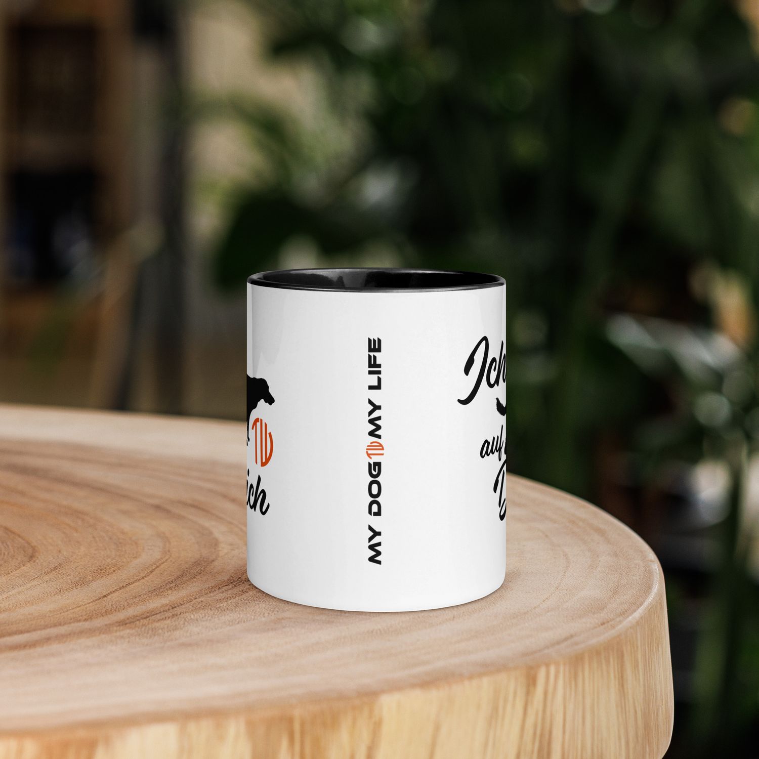 Tasse mit farbiger Innenseite