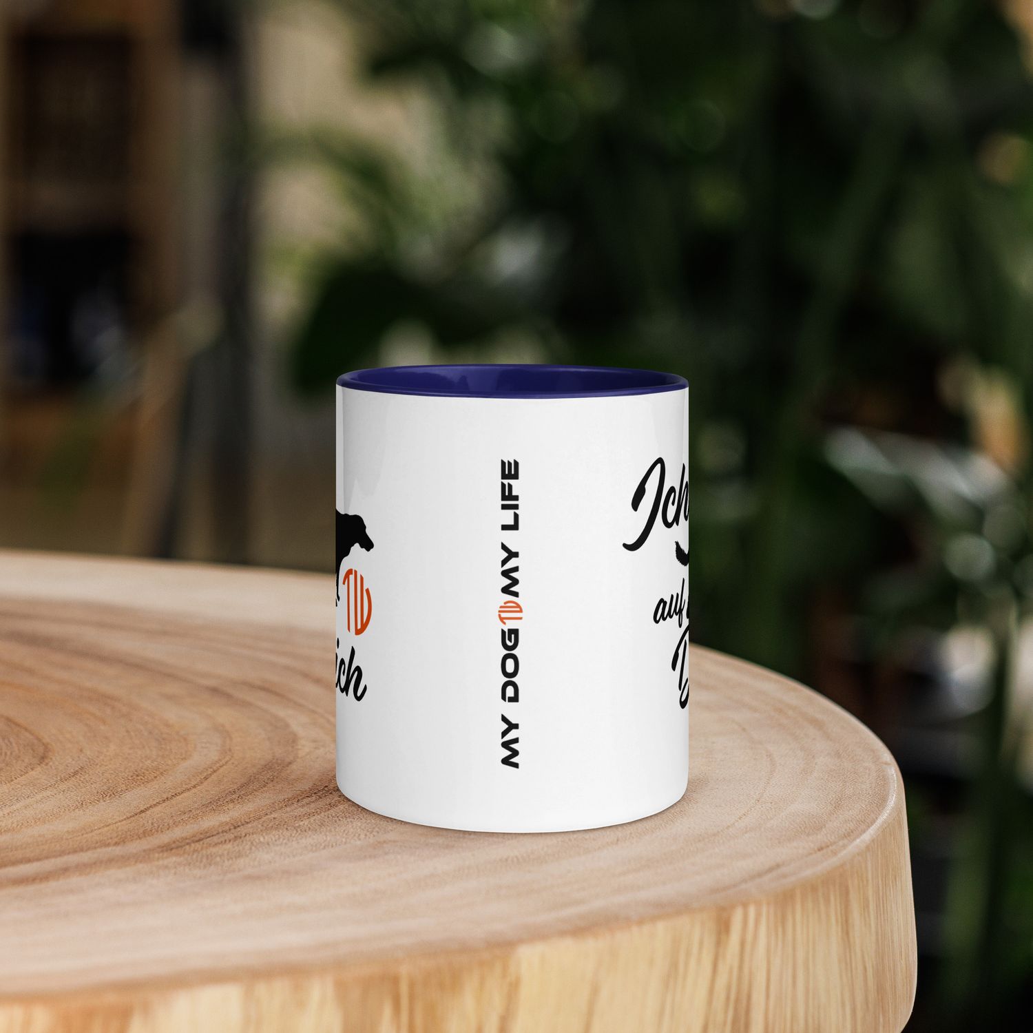 Tasse mit farbiger Innenseite