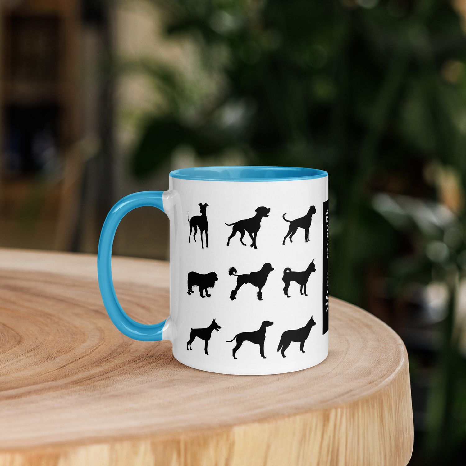 Tasse mit farbiger Innenseite