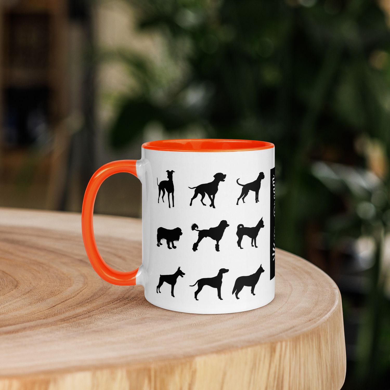 Tasse mit farbiger Innenseite
